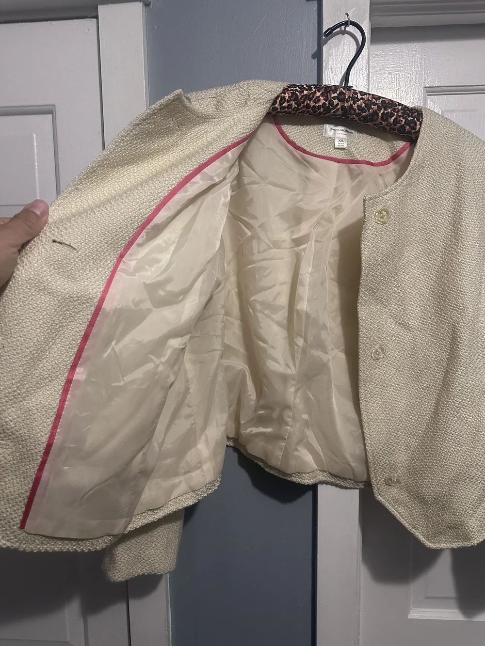 Isaac Mizrahi Cream Textured Collarless Blazer